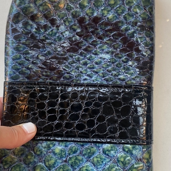 STUNNING authentic LAUDI VIDNI reptile pattern clutch bag - Picture 6 of 9